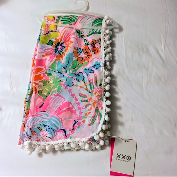Lilly Pulitzer Accessories - New Lilly Pulitzer Nosey Posie Scarf